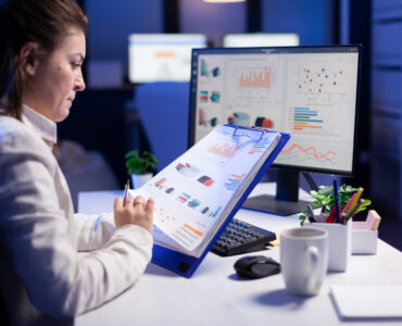 High-Frequency Data Benchmarking